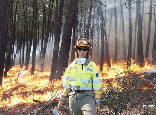 Bombrera forestal Vanesa Molina