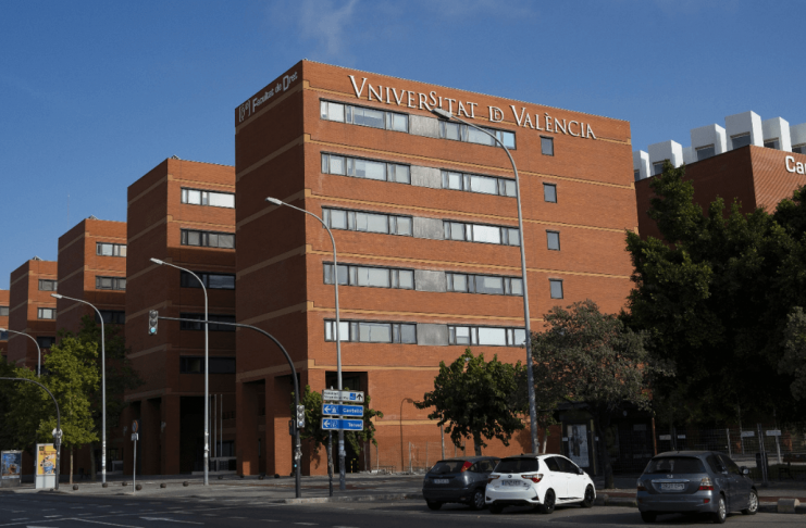 Convocadas 68 plazas de Administrativos en la Universitat de València