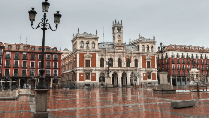 Administración de la Comunidad de Castilla y León: 145 plazas