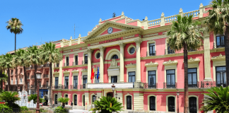 El Ayuntamiento de Murcia convoca plazas de Auxiliar Administrativo/a