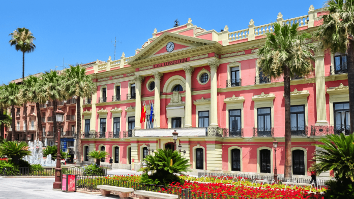 El Ayuntamiento de Murcia convoca 44 plazas de Auxiliar Administrativo/a