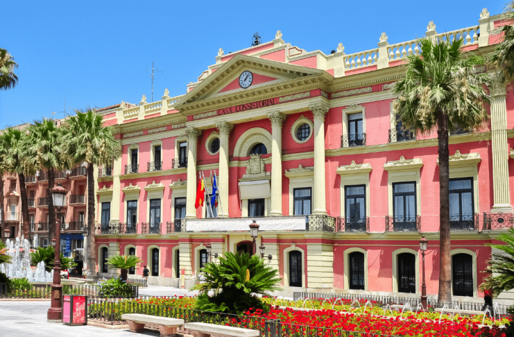 El Ayuntamiento de Murcia convoca 44 plazas de Auxiliar Administrativo/a