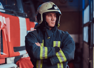 El Ayuntamiento de Córdoba convoca 38 plazas de bomberos/as conductores/as