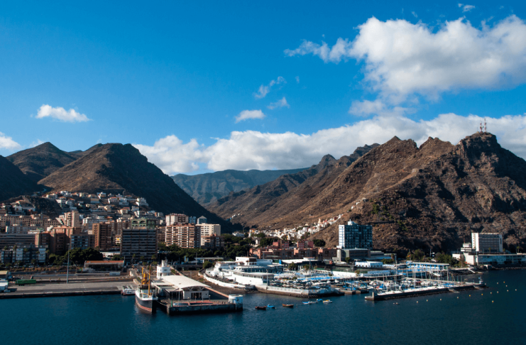 Santa Cruz de Tenerife: Técnicos/as y Administrativos/as