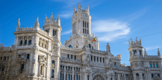 El Ayuntamiento de Madrid publica una oferta de empleo público de 156 plazas