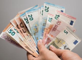 Estas son las diferencias entre la subida salarial en el sector privado y en el sector público