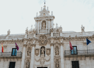 Convocatoria UVa: 20 plazas de Auxiliar Administrativo por Concurso-Oposición La Universidad de Valladolid convoca oposiciones de diversas categorías