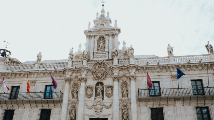 La Universidad de Valladolid convoca oposiciones de diversas categorías