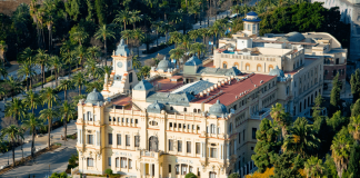 Convocatoria del Ayuntamiento de Málaga
