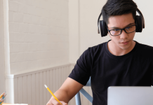 Oposiciones para trabajar desde casa: ¿qué opciones existen y cómo prepararlas? Oposiciones para trabajar desde casa.