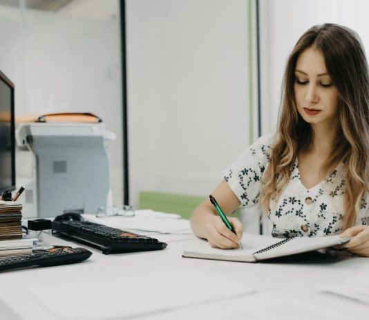 auxiliar administrativo
