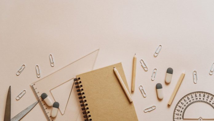 MAD lanza una innovadora calculadora de probabilidad de temas para Oposiciones docentes 2025