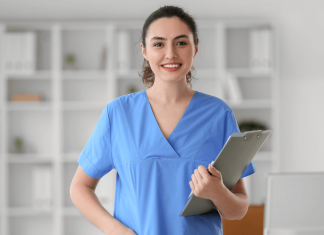 Oposiciones Diputación de Sevilla: convocadas 12 plazas de Auxiliar de Clínica Servicio Cántabro de Salud