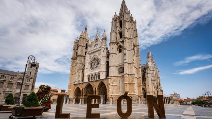 catedral león ayuntamiento León